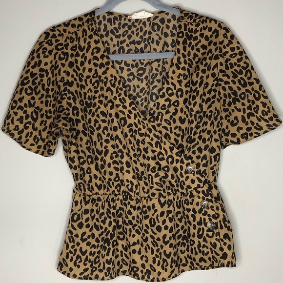 Cheetah Leopard Print V-Neck Ruffle Blouse Top - Picture 5 of 7
